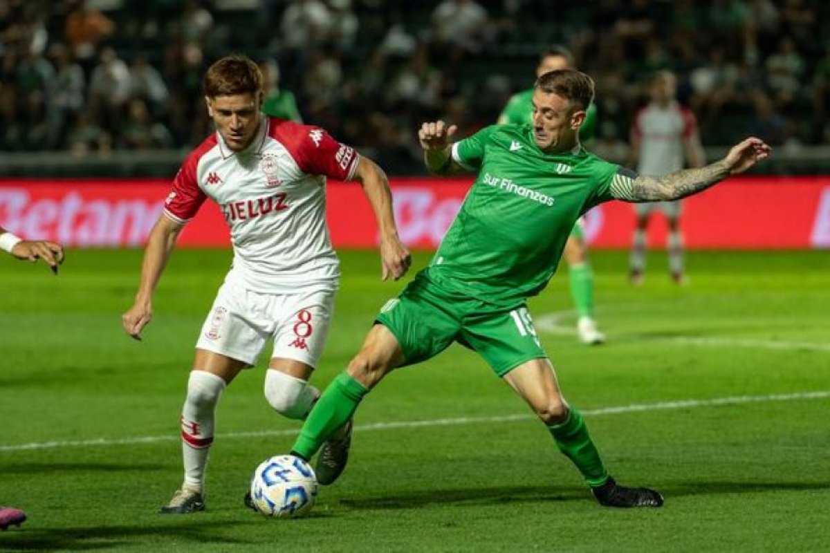 Huracán e Independiente Rivadavia: Análisis del Torneo Apertura 2026