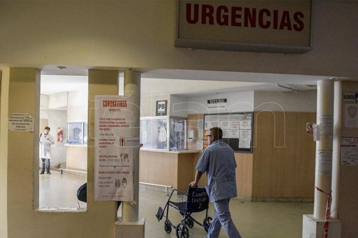 Funcionarios y sindicalistas, a favor de dialogar con el sistema de salud para analizar reformas