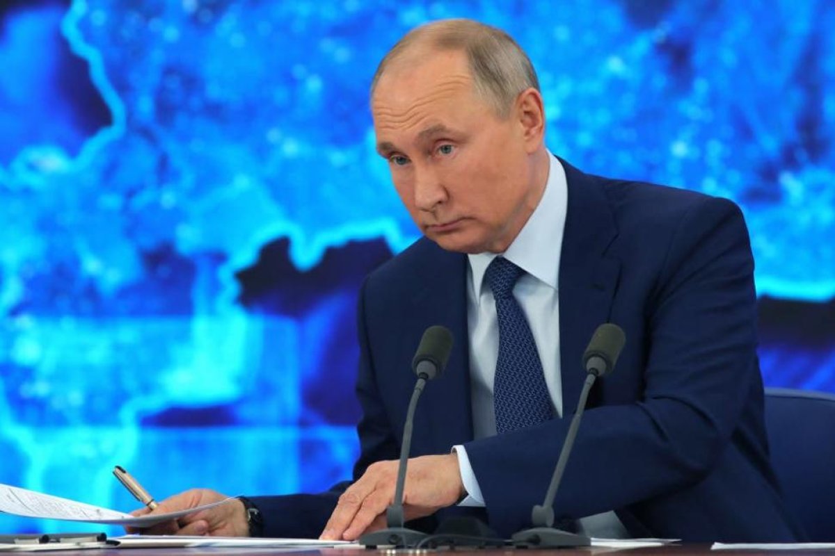 Coronavirus: Putin se aplicará la vacuna Sputnik V, según su vocero
