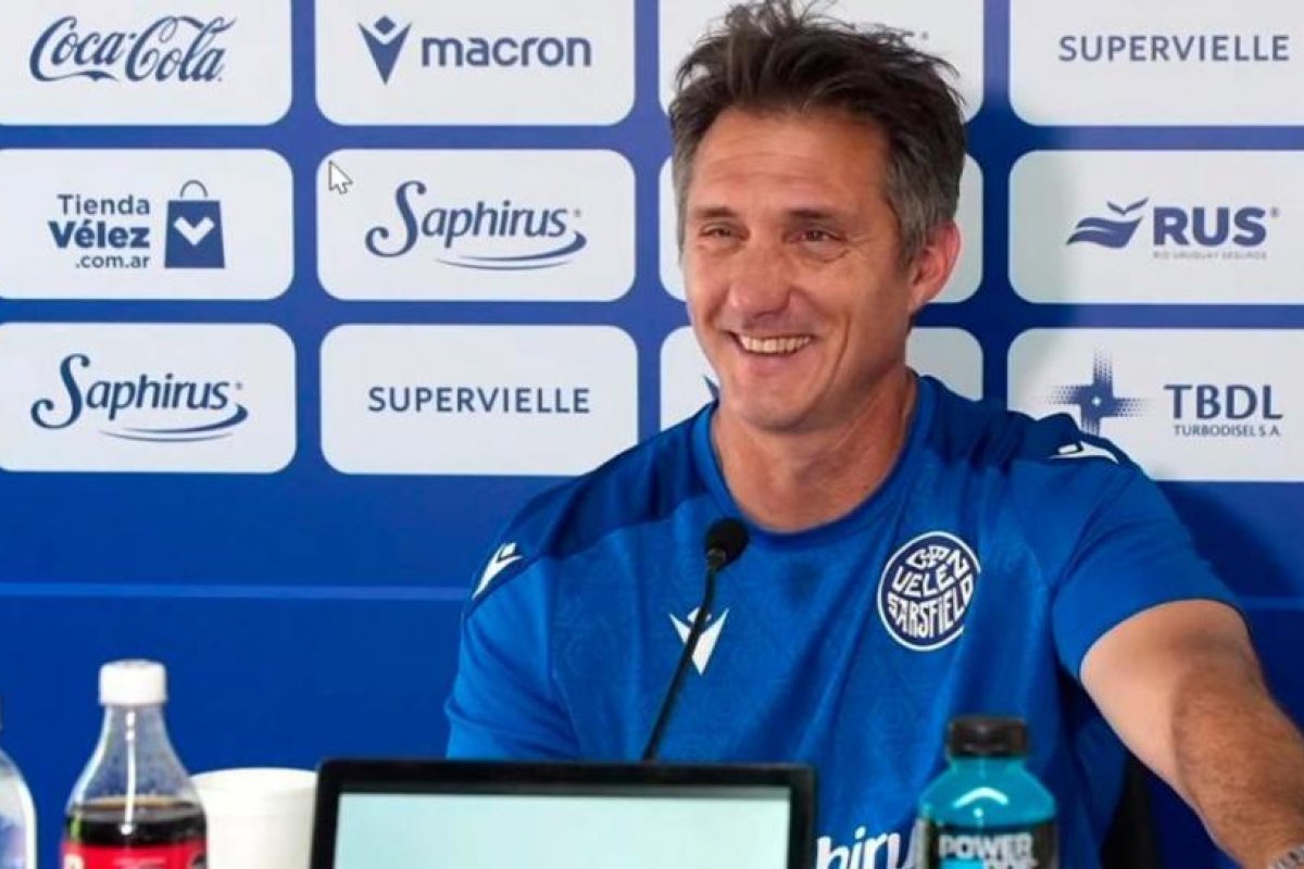 Guillermo Barros Schelotto Cuestiona Sistema de Clasificación a Copas Internacionales