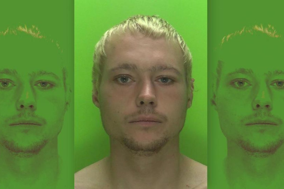 Condenan a 12 años de prisión al 'Joker' británico por atacar a un hombre con una bola de boliche