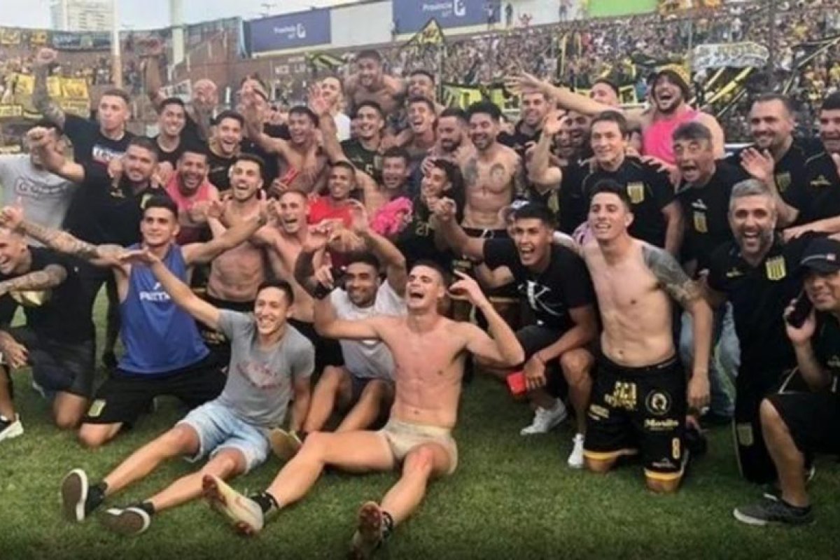 Proponen que Almirante Brown ascienda en forma directa a Primera Nacional