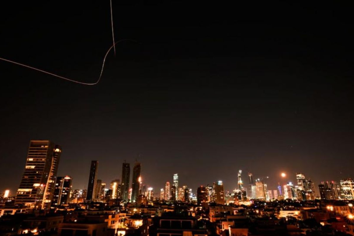 Irán intensifica ataques militares contra Israel y Estados Unidos en Irak