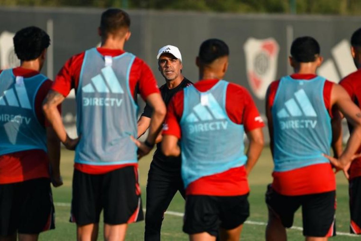 River Plate enfrenta un desafío crucial en Mendoza sin Gallardo