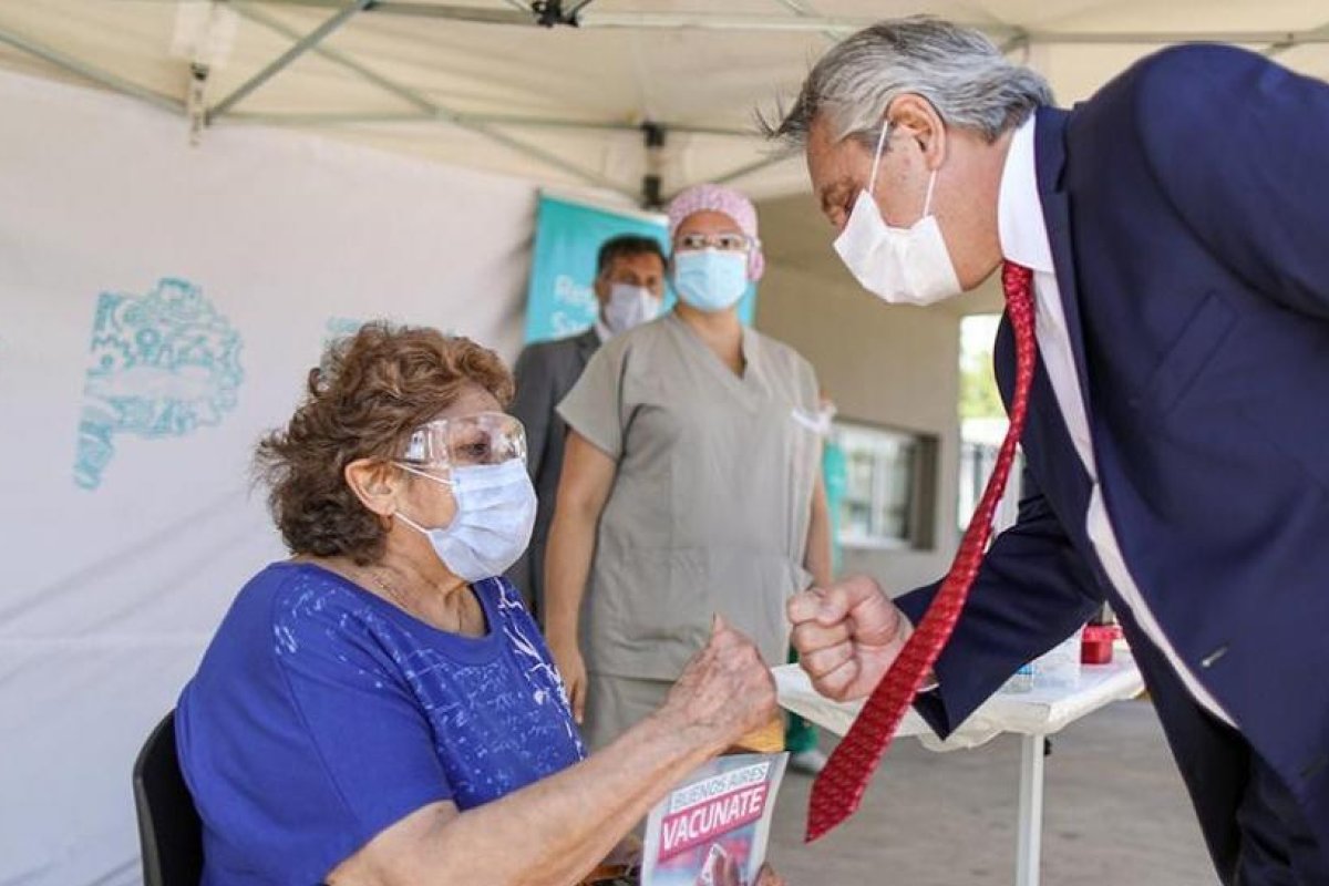 Con críticas a la oposición, Alberto Fernández celebró el millón de vacunados contra el coronavirus