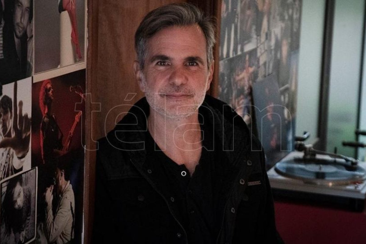 Jorge Araujo: "A veces me resulta liberador correrme del lugar de baterista"