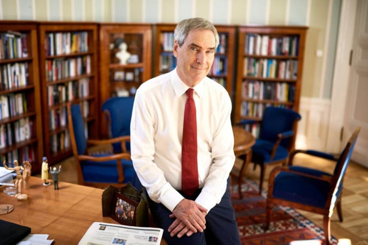 Coronavirus. Michael Ignatieff: "La deslegitimación de la ciencia es fatalmente peligroso para la democracia"