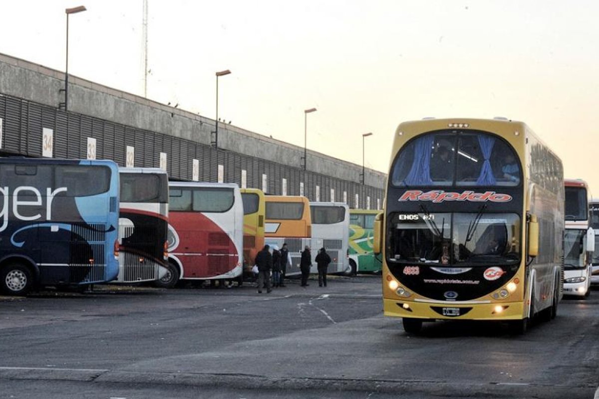 Desde la UTA advierten que irán a un paro de 48 horas si no hay acuerdo por salarios