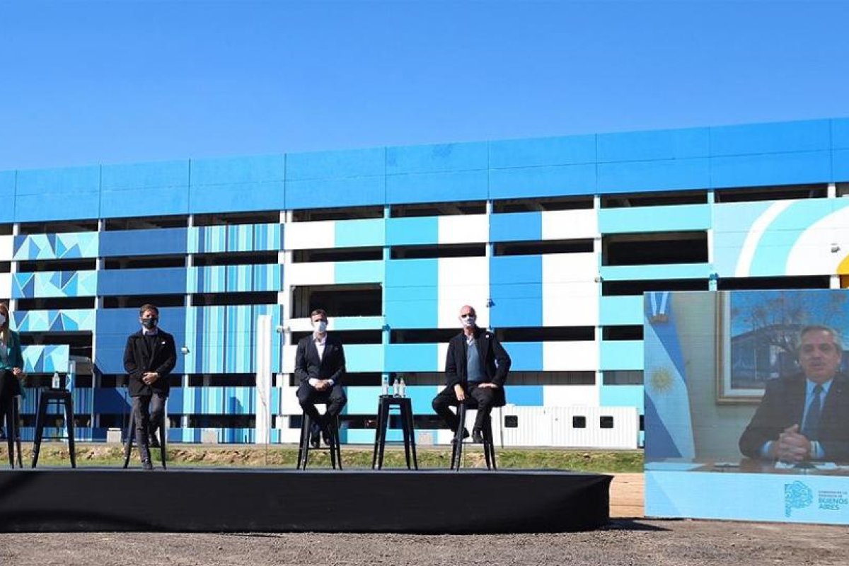 Alberto Fernández anunció que en las próximas horas partirá un nuevo vuelo de Aerolíneas en busca de vacunas