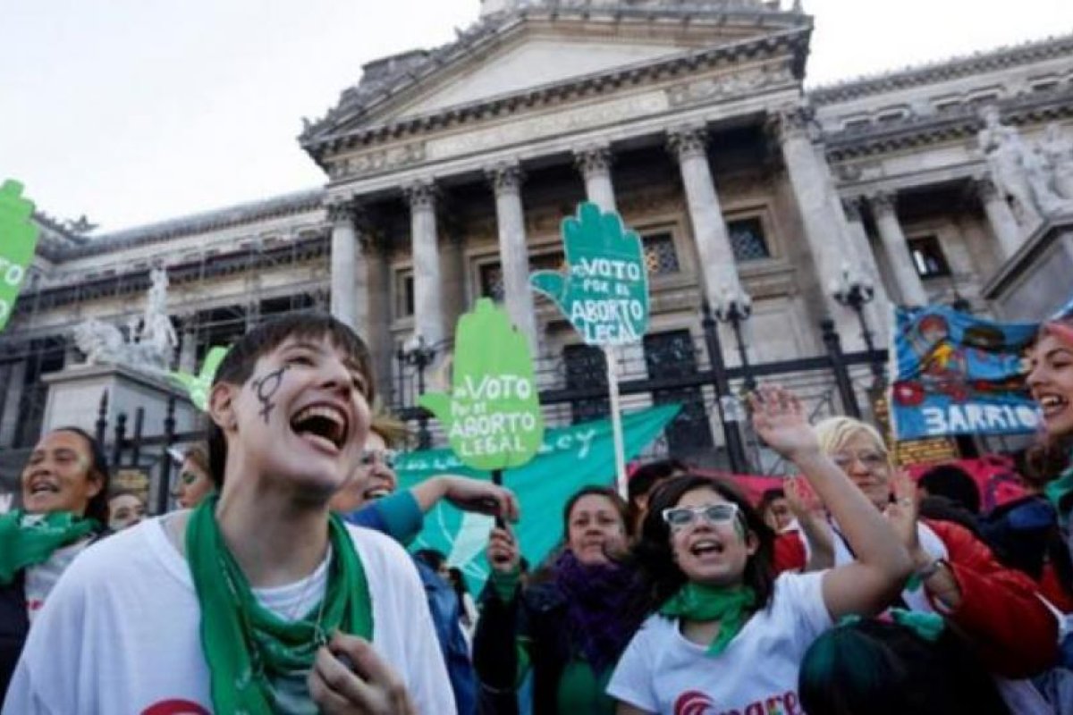 El Gobierno enviará al Congreso este mes el proyecto de legalización del aborto