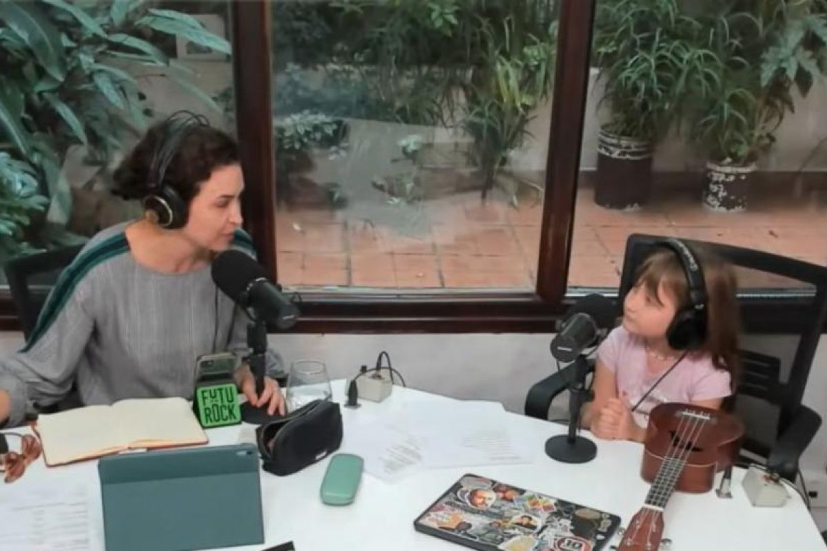 Controversia en redes por Julia Mengolini y su hija: acusaciones de adoctrinamiento