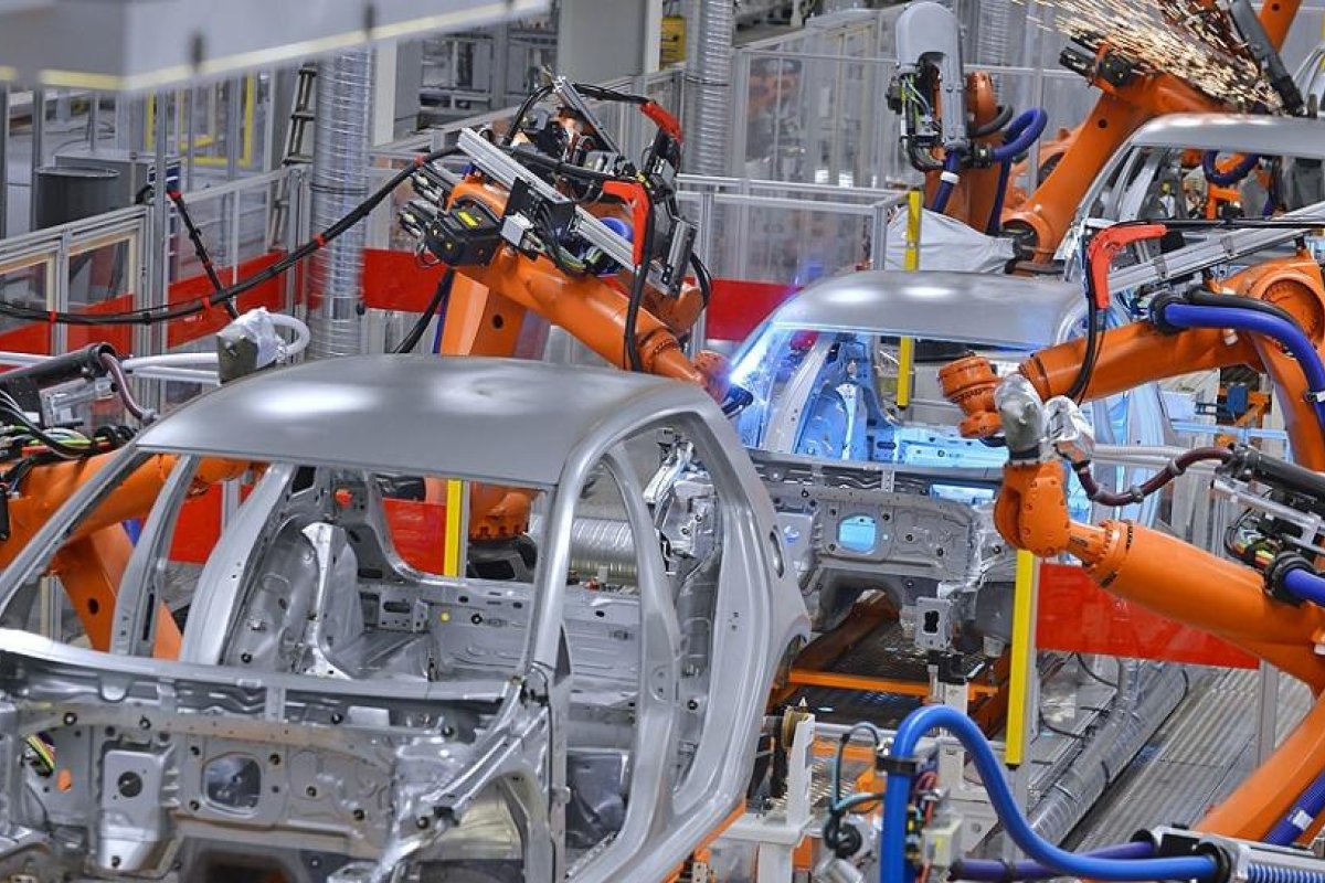 Aumentó en septiembre la producción de autos, cemento y motos según el CEP XXI