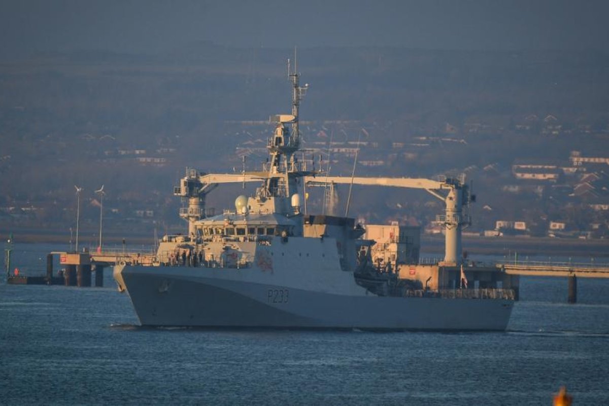 Londres envía 4 buques militares al canal de la Mancha en aparente advertencia a barcos pesqueros de Francia poco antes de entrar en vigor el Brexit