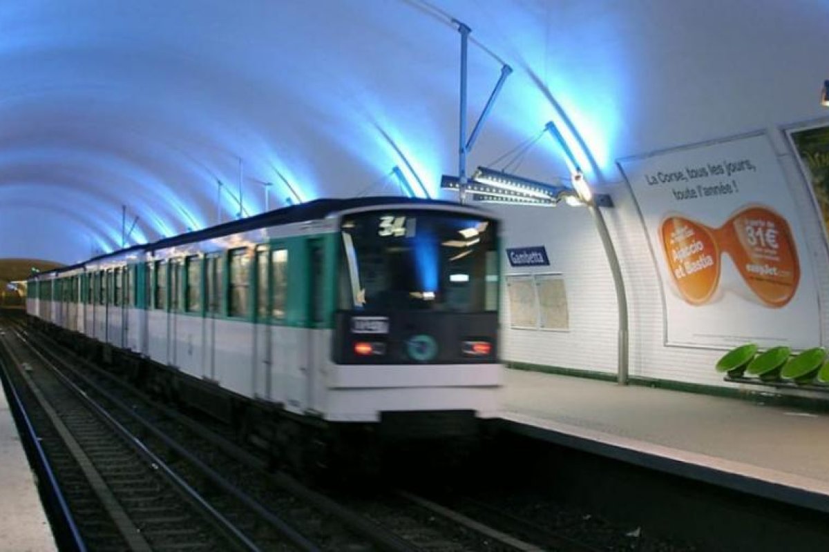 Apuñalamiento en el metro de París: tres mujeres heridas en ataque violento