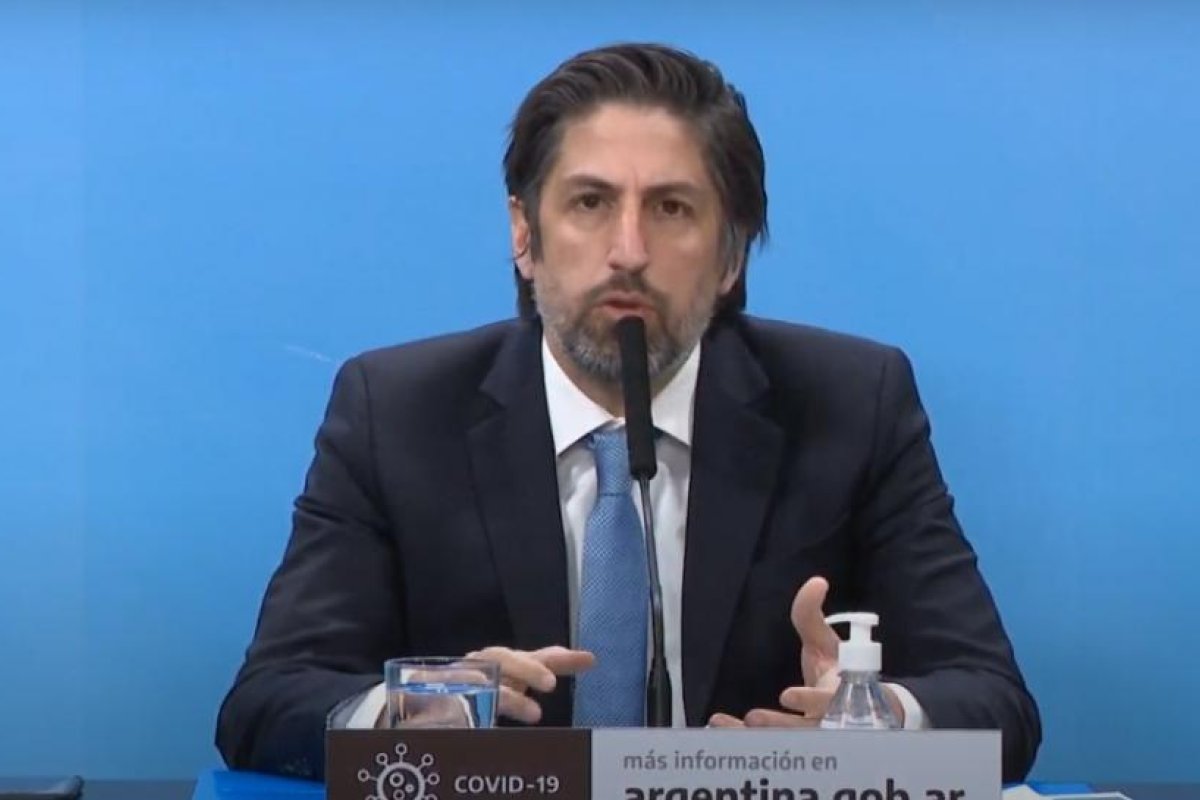 Trotta: "Todavía no están dadas las condiciones" para el regreso a clases en el AMBA