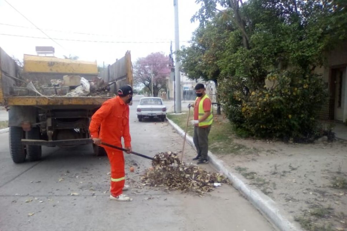 Realizaron trabajos de Limpieza integral en diferentes barrios de la ciudad