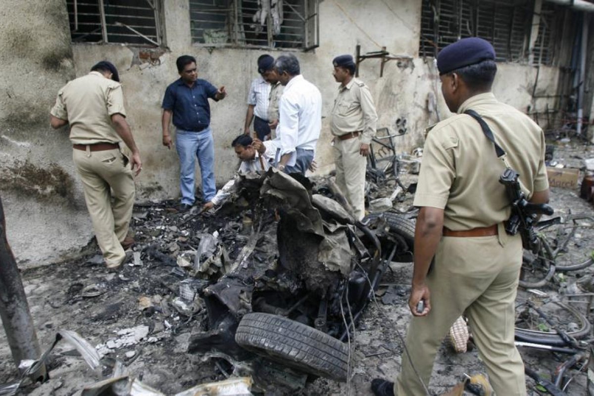 Ordenan pena de muerte para 38 personas en la India por los atentados con bombas que dejaron 56 muertos en 2008