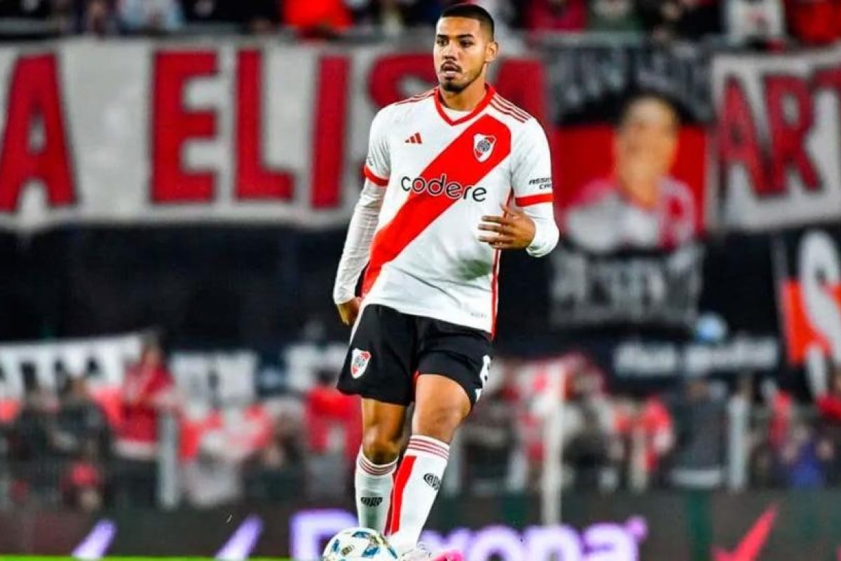 David Martínez regresa a River Plate tras interrupción de préstamo en Paraguay