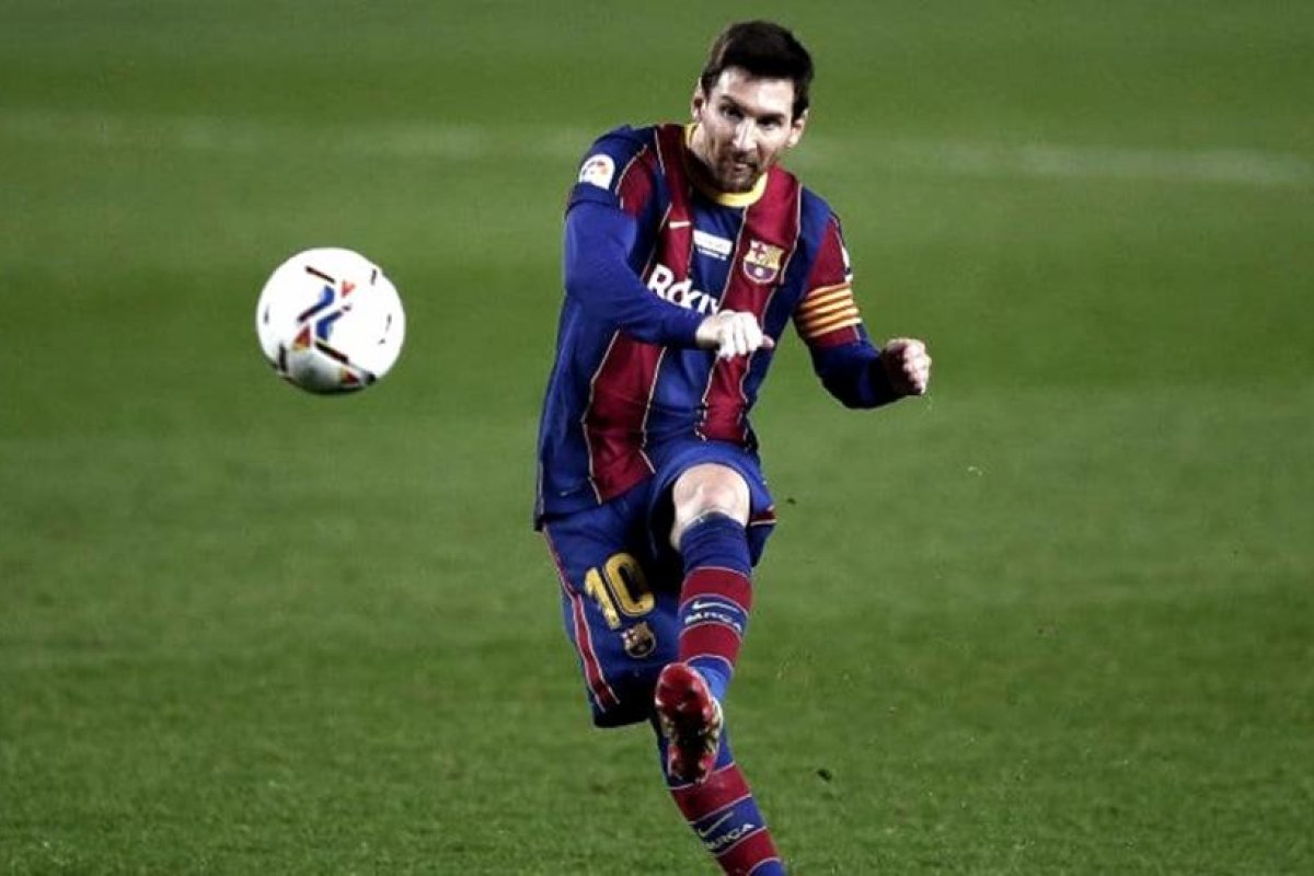 El presidente de LaLiga le avisó a Barcelona que no permitirá "normas ad hoc" para Messi