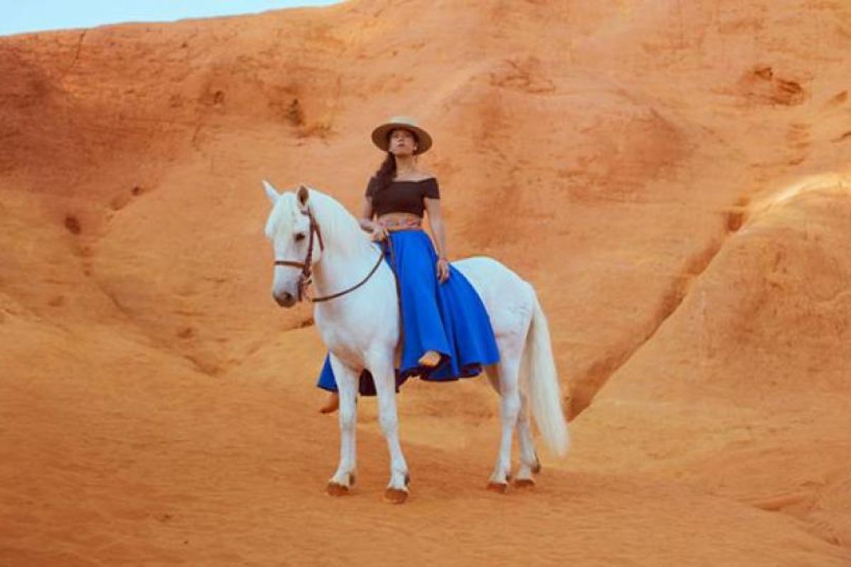Mandy Lerouge: la francesa que se enamoró del folklore y hoy lo homenajea