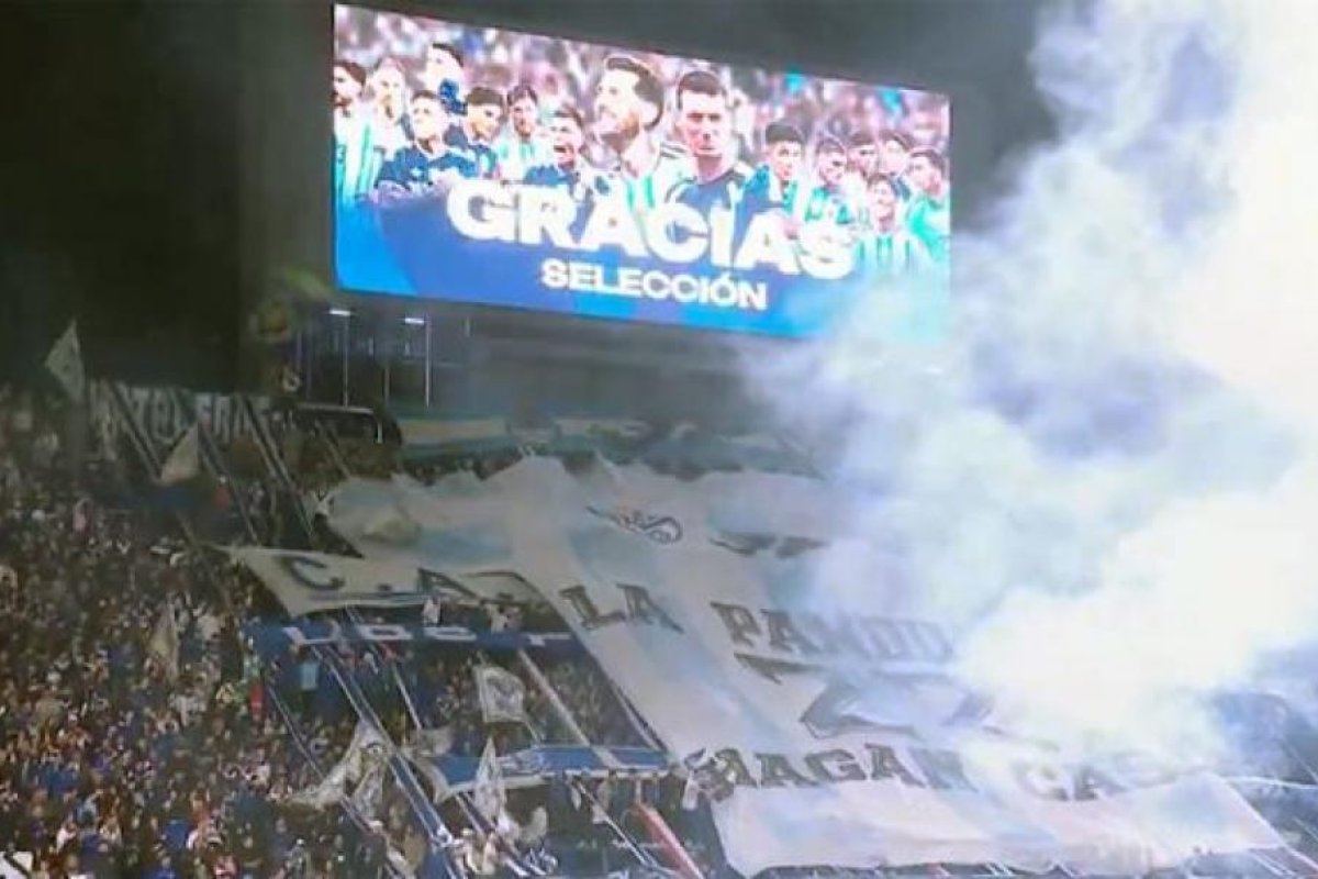 Homenajes a la Selección Argentina en Racing y Vélez tras el Mundial 2026
