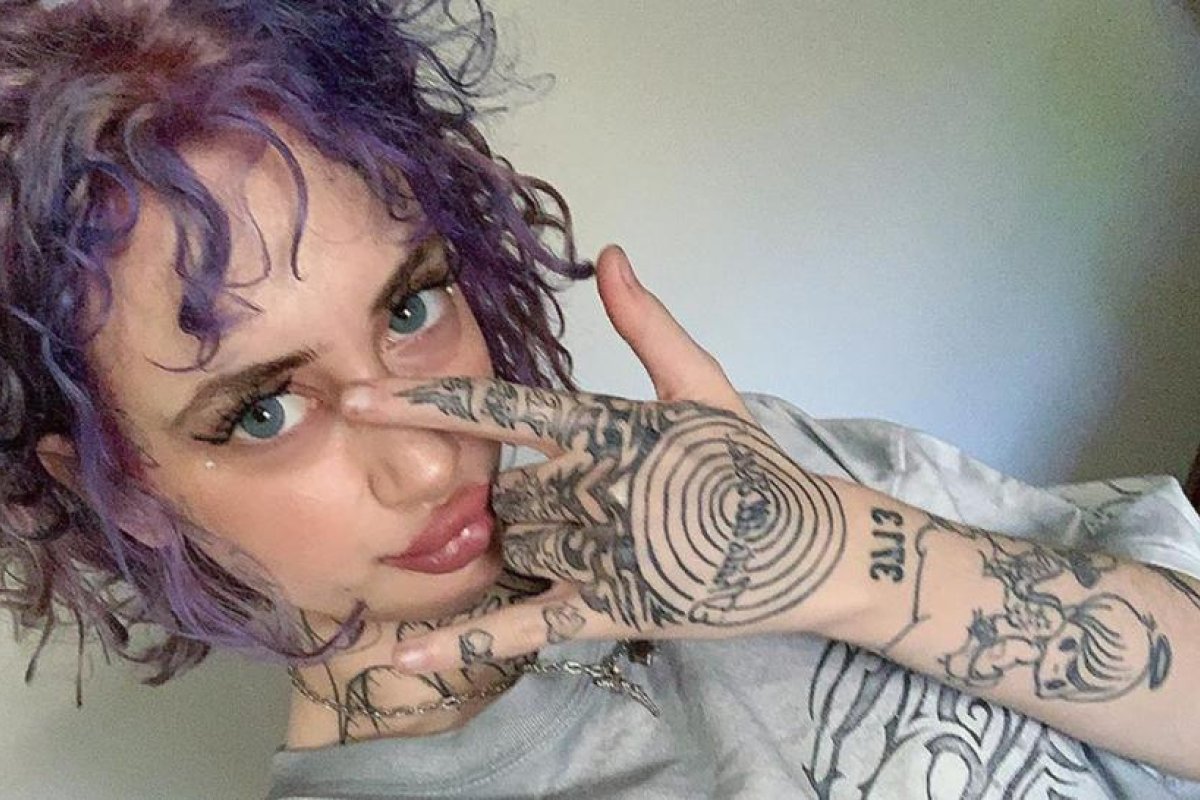 Muere a los 22 años la cantante australiana y estrella de YouTube Lil Bo Weep