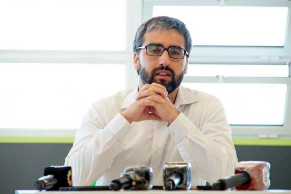 Un subirector de PAMI cuestionó trabas para vacunar afiliados en sus sedes porteñas