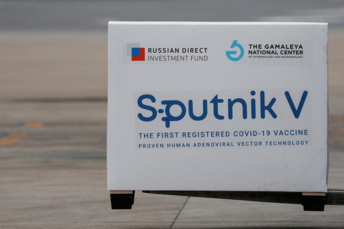 Ministra francesa no descarta el uso de la vacuna rusa Sputnik V en la UE