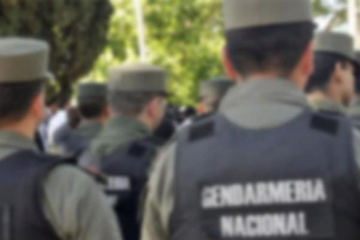 Un hombre escapó a contramano en una autopista con 41 kilos de marihuana