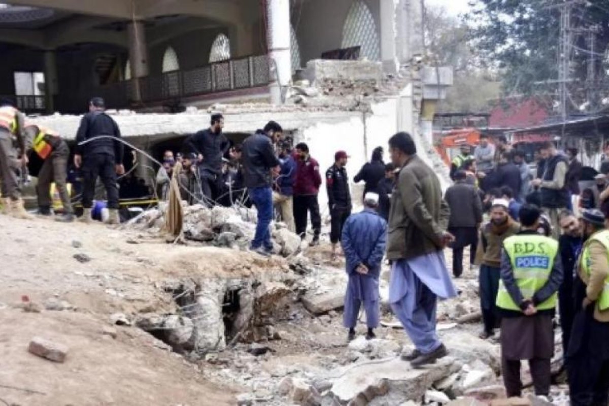 Atentado suicida en Pakistán deja más de 30 muertos y 170 heridos
