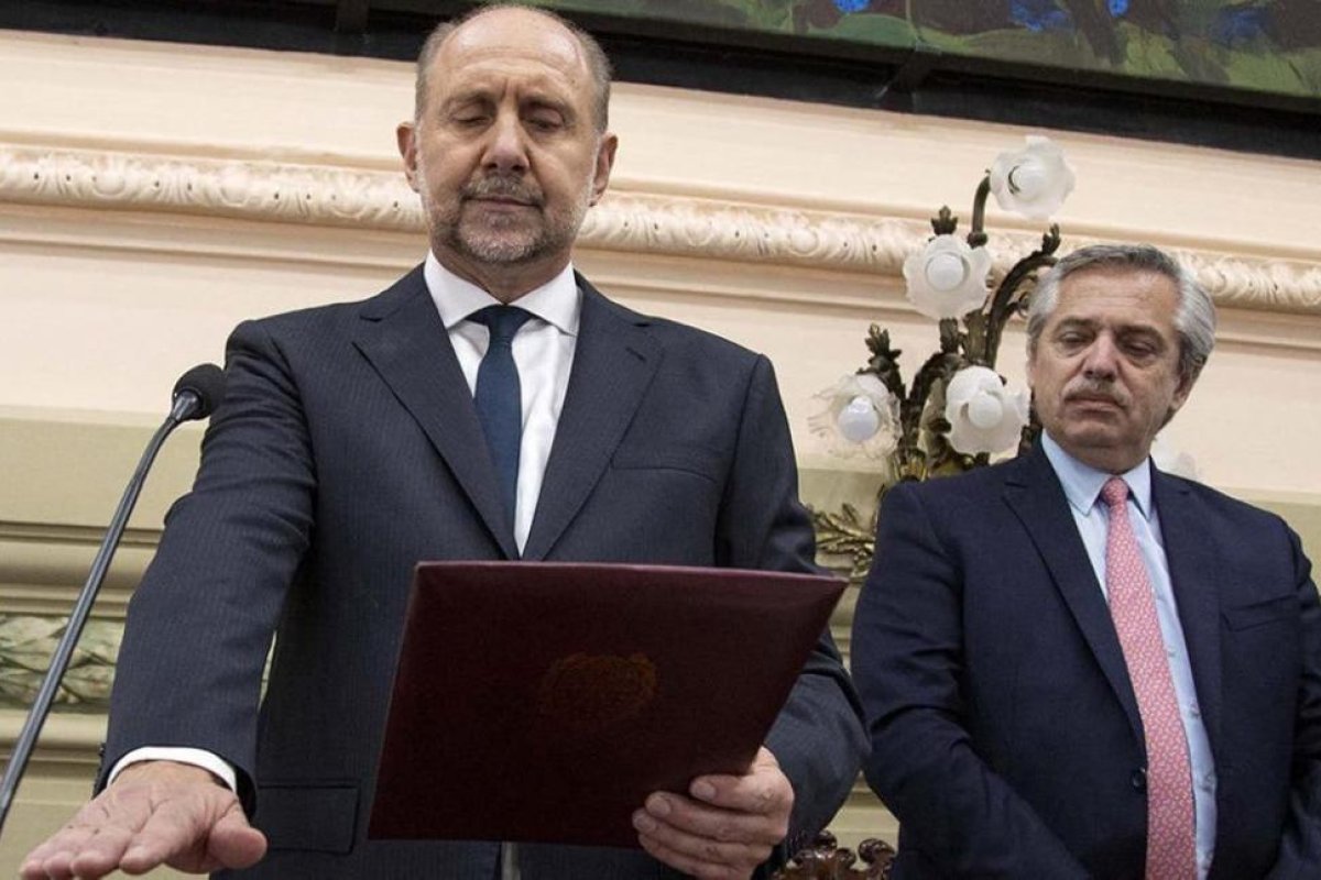 Santa Fe: Omar Perotti rearma su gabinete para hacer frente al año electoral y las tensiones en el PJ