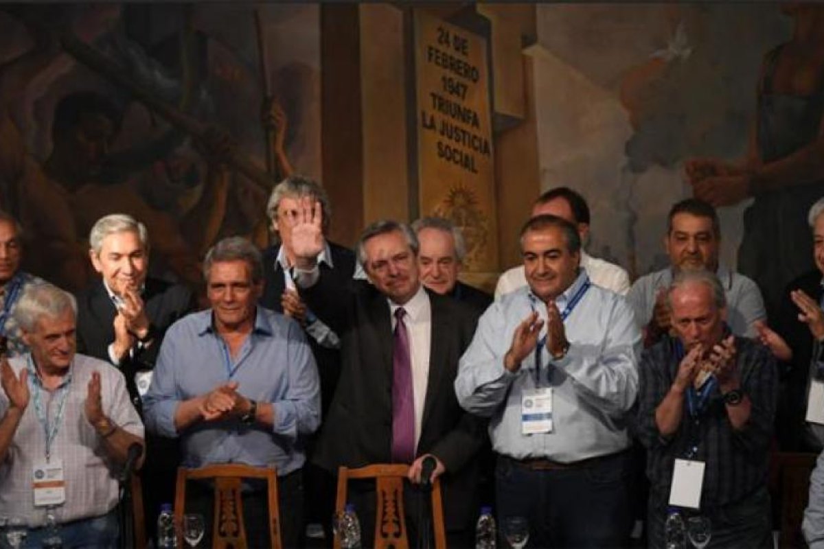 La CGT pediría que se mantenga la ayuda oficial a empresas, trabajadores y obras sociales