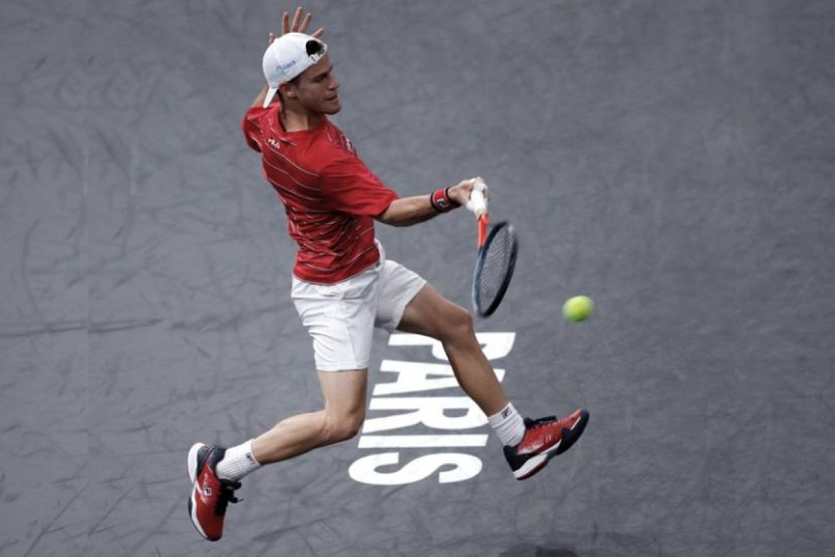 El "Peque" Schwartzman avanzó a los cuartos de final en París