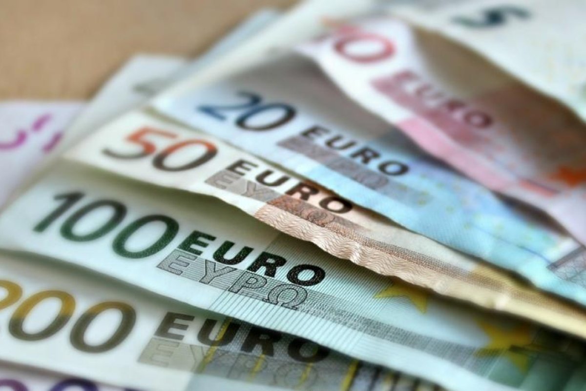 122 'afortunados' recibirán 1.200 euros al mes durante los próximos 3 años por no hacer nada en un estudio sobre renta básica en Alemania
