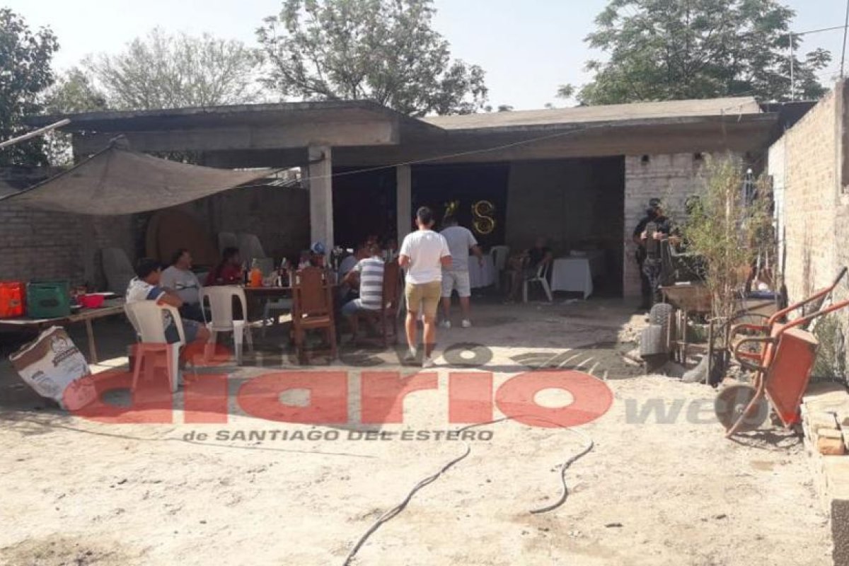 Barrio San Martín: Fiesta clandestina terminó con 10 aprehendidos tras violar el aislamiento y la prohibición de reuniones