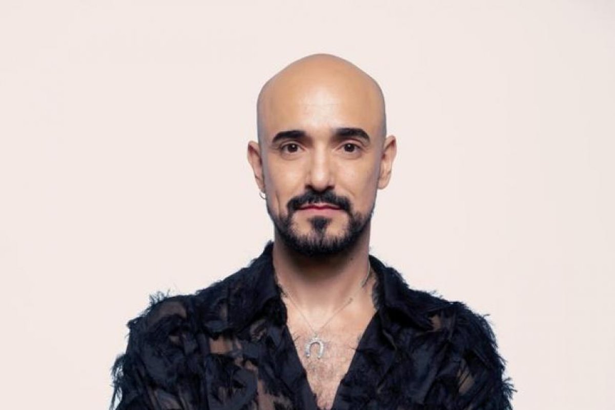 Abel Pintos lanza "Ibuprofeno", una reflexión sobre el miedo y la felicidad