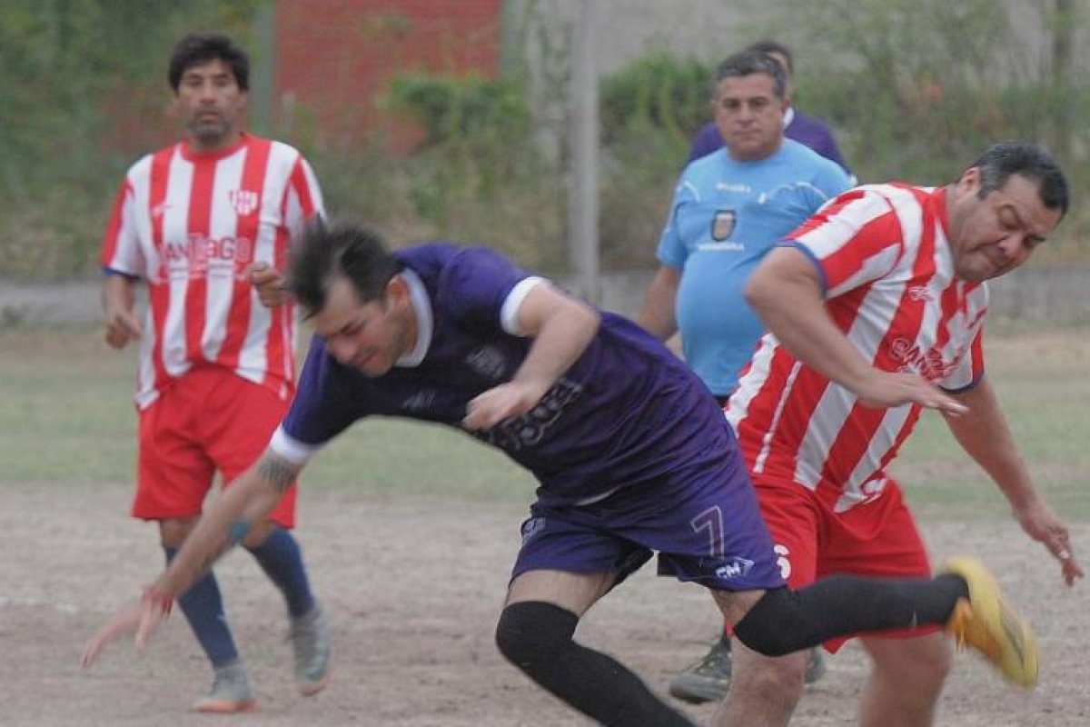 Emocionantes Encuentros en la Liga de Amigos de Santiago del Estero