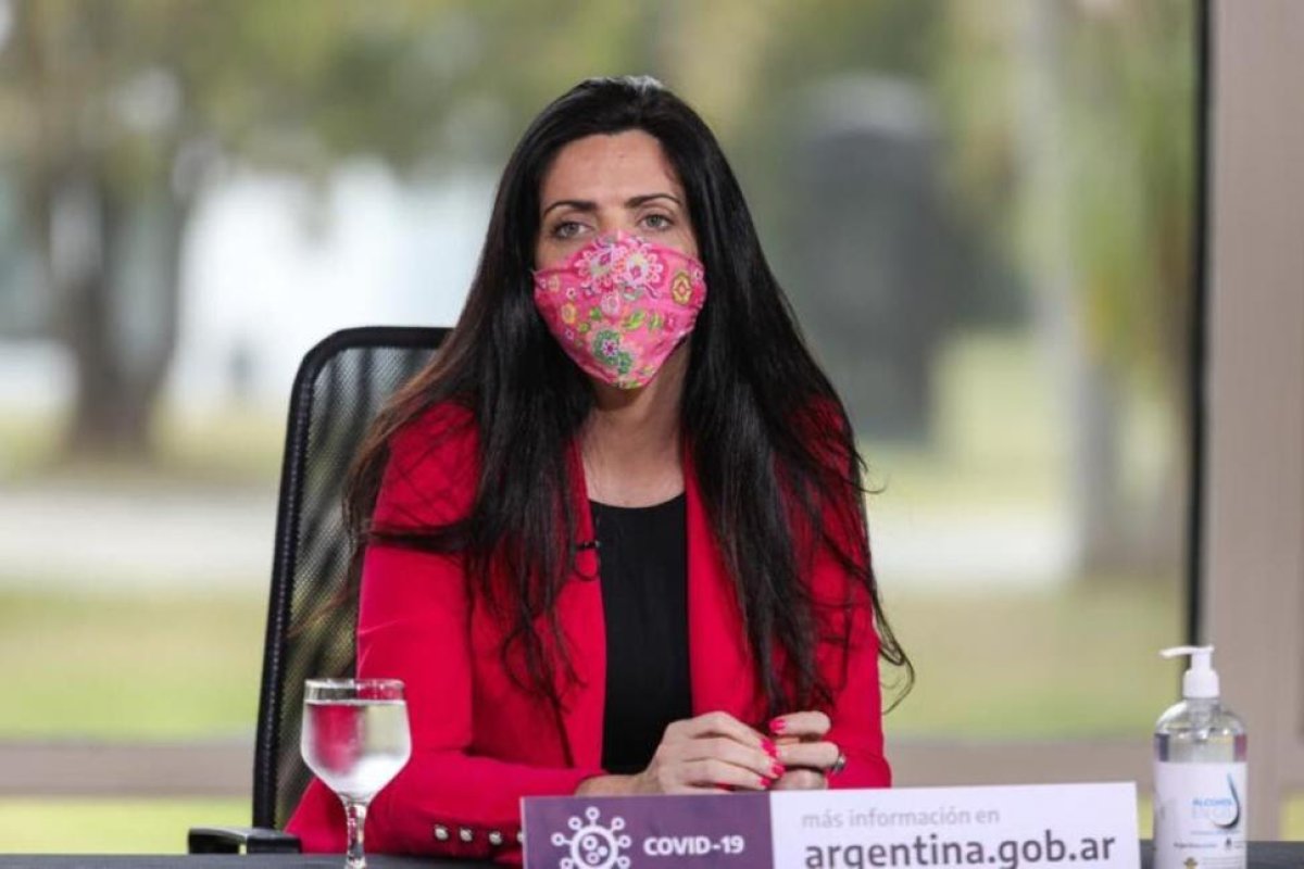 Tras la acusación, Luana Volnovich y Fernán Quirós se reunieron por la vacunación de afiliados del PAMI