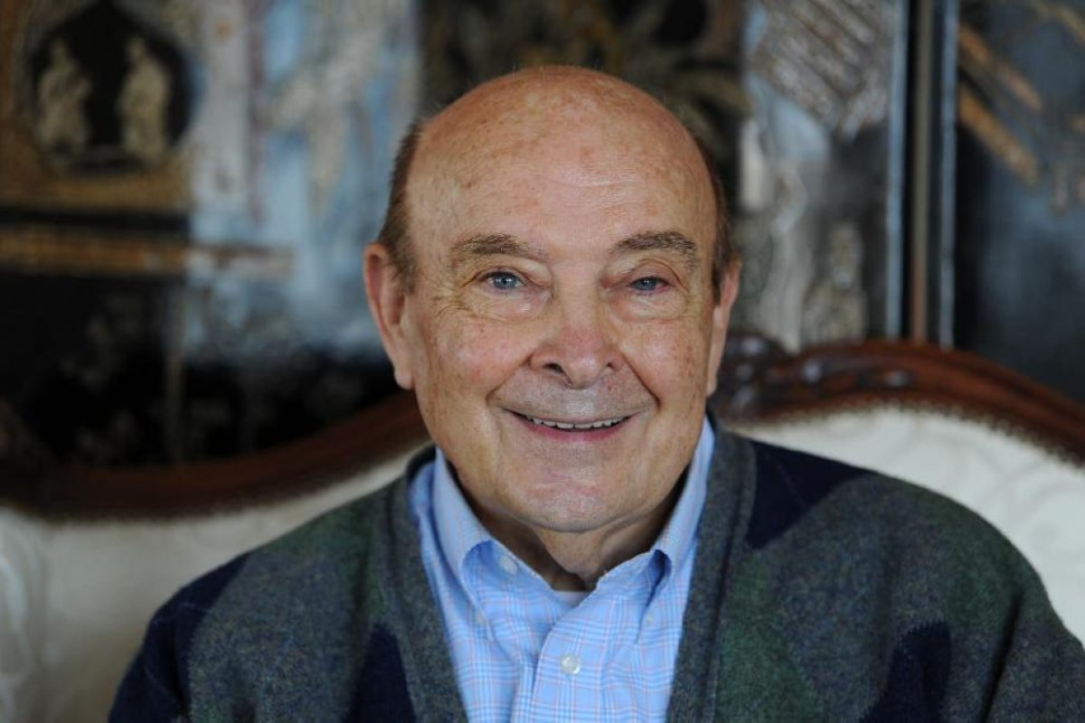 Domingo Cavallo: "La solución para los problemas argentinos es retomar el rumbo que señaló Menem en los 90"