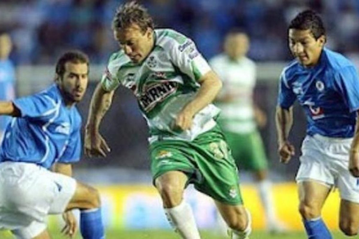 Matías Vuoso: De Goleador en la Premier a Empresario Gastronómico