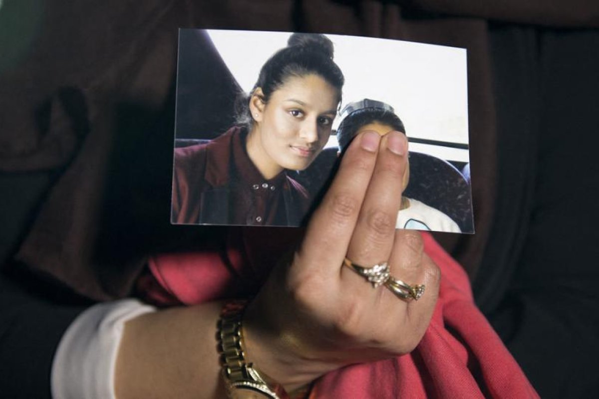 El Reino Unido prohíbe la entrada a una exnovia yihadista que huyó a Siria y ahora quiere recuperar la nacionalidad británica