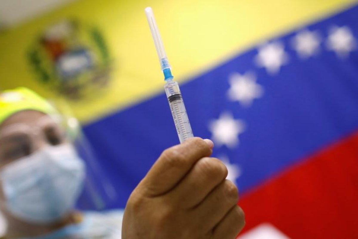 Llega a Venezuela el segundo lote de la vacuna rusa Sputnik V contra el coronavirus