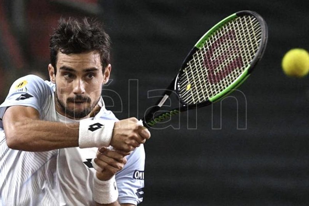 El bahiense Pella comenzó su gira sobre césped con una rápida derrota en Stuttgart