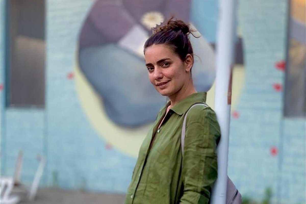 Valeria Sampedro, la periodista que se anima a llevar a la ficción historias de amor y encuentros fallidos