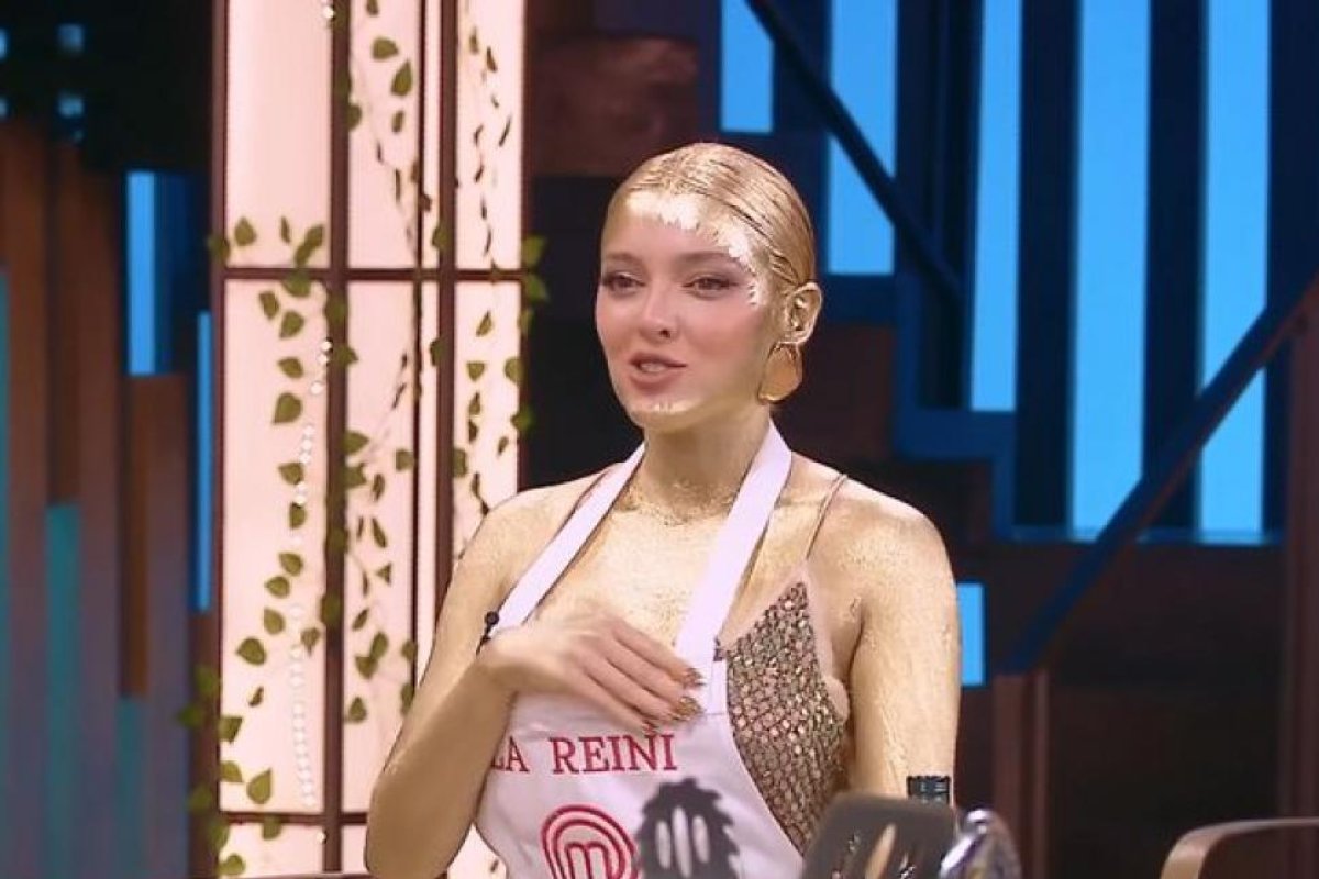 Sofía La Reini deslumbra con body paint dorado en Masterchef Celebrity