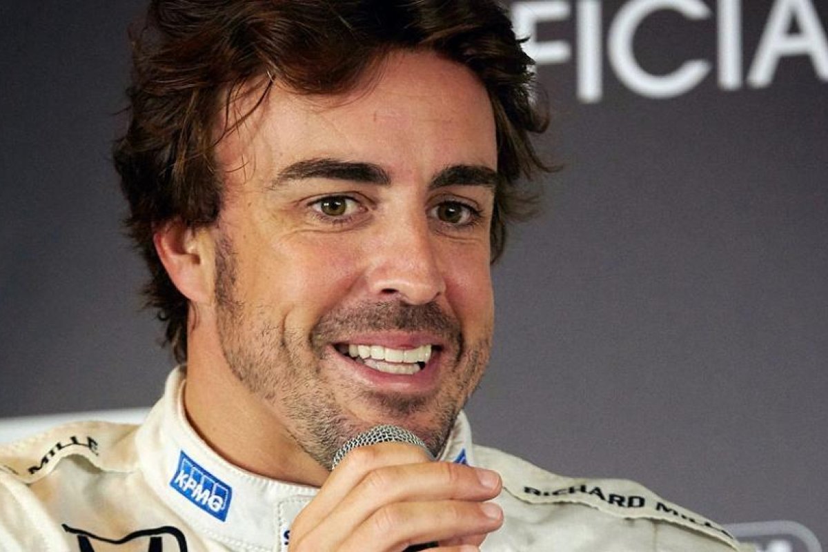 El español Fernando Alonso volverá a la Fórmula 1 el próximo año