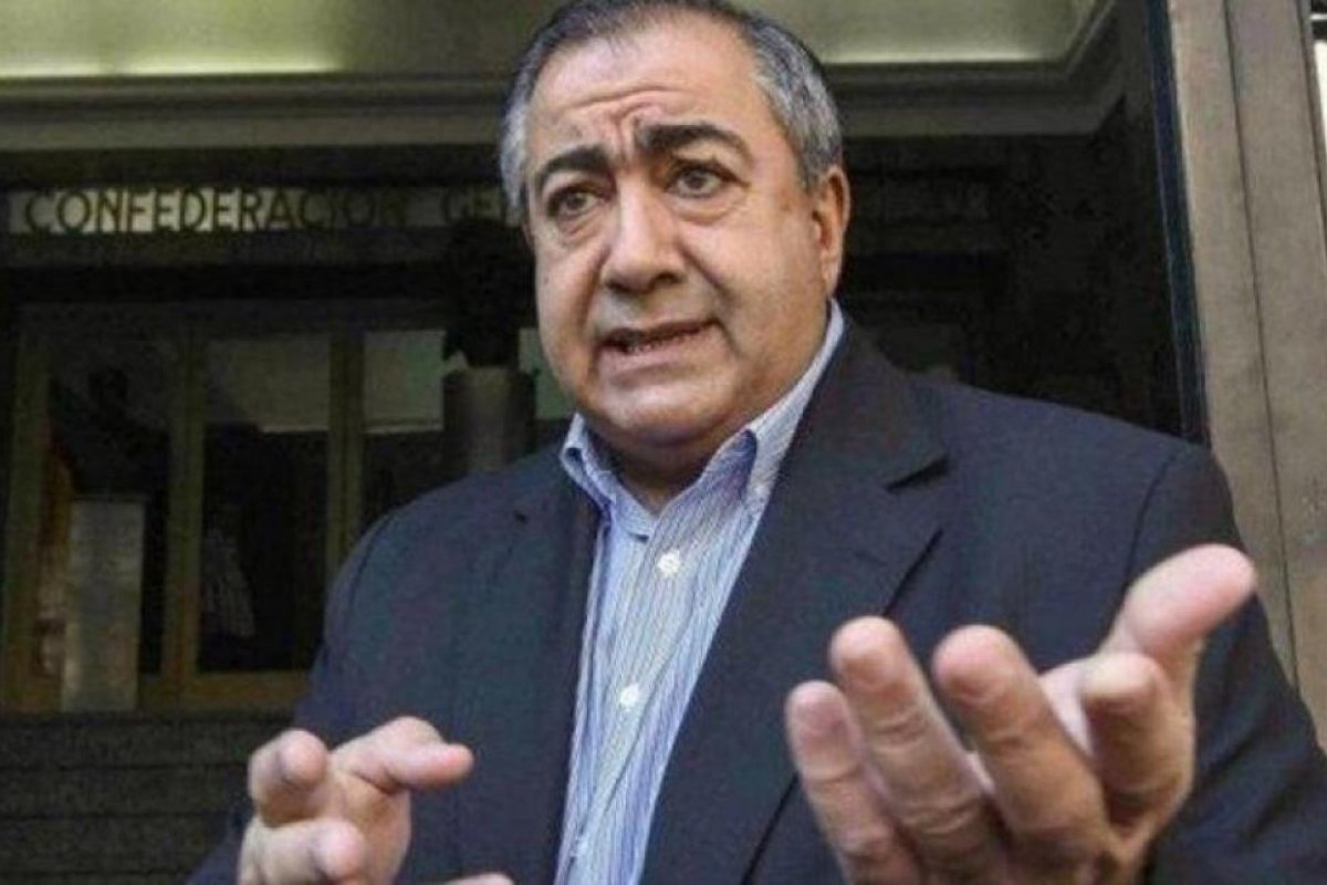 Peleas y amenazas de renuncias: festejo del 17-O dejó a la CGT al borde del colapso (Moyano gana)