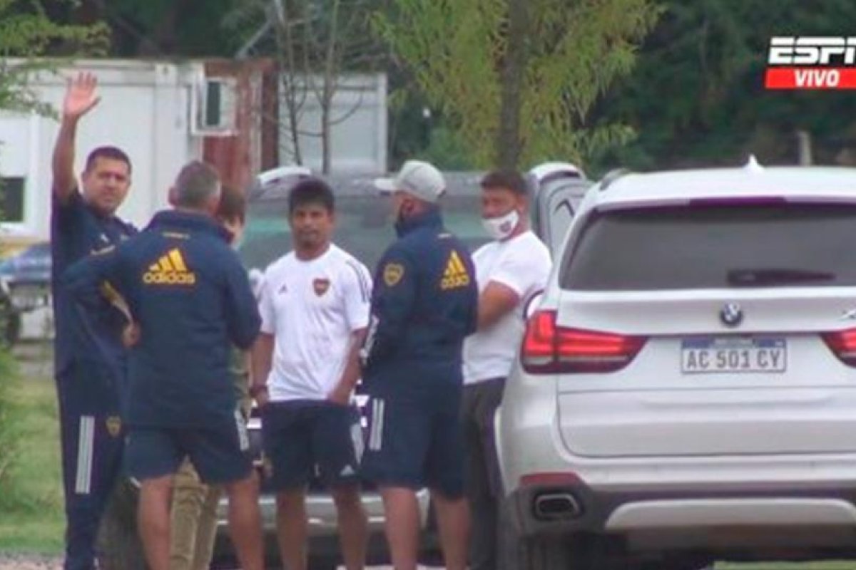 Riquelme, presente en el entrenamiento de Boca