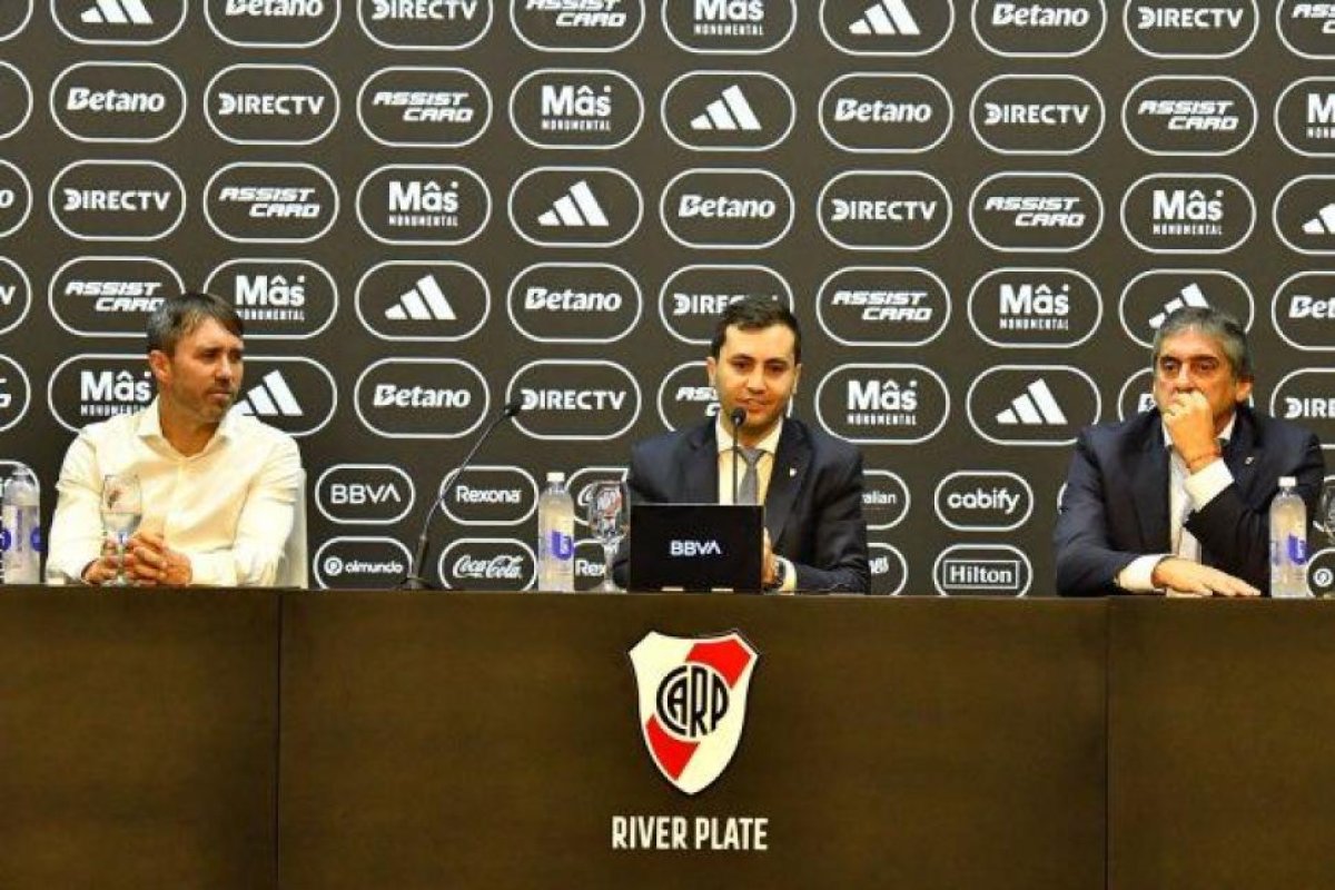 El furcio de Enzo Francescoli en la presentación de Coudet genera revuelo