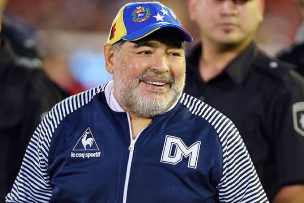 Aceptan como querellante a una hermana de Diego Maradona